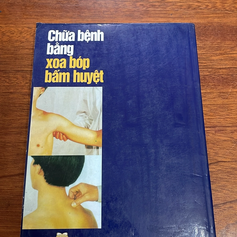 II Sức Khoẻ: Chữa Bệnh Bằng Xoa Bóp Bấm Huyệt - 2004 518702