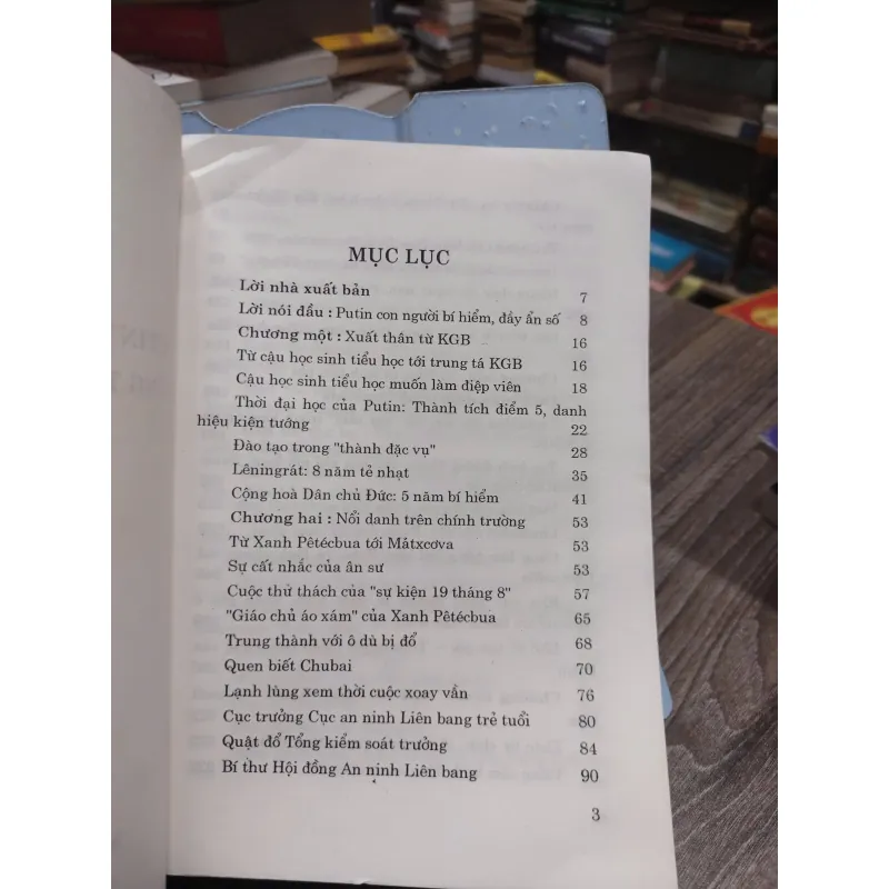 Sách: Putin từ trung tá KGB đến tổng thống Liên Bang Nga (A2) 607405