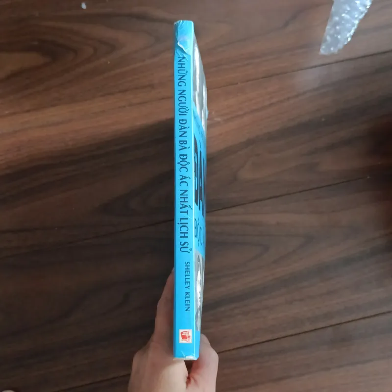 Những người đàn bà độc ác nhất thế giới 763311