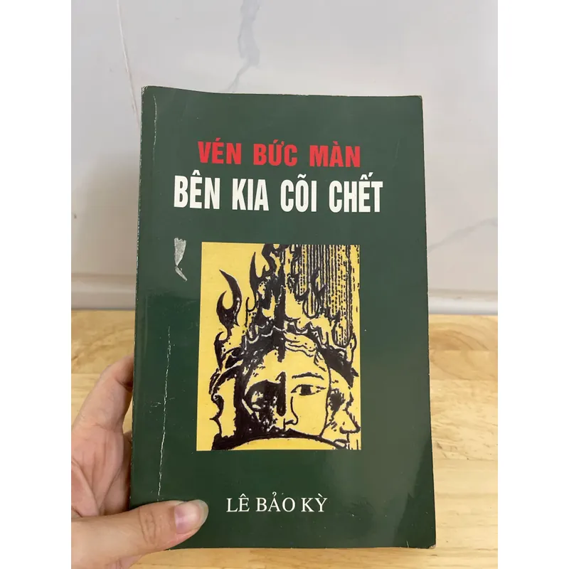 Vén Bức màng Bí ẫn Bên kia cõi chết  553590