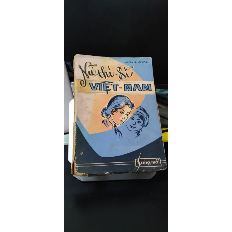 Nữ Thi Sĩ Việt Nam - Ngô Lăng Vân - sách xưa - Giá trị - Hiếm, hết hàng 756318