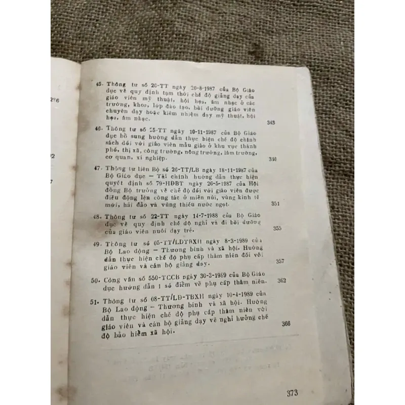 CƠ SỞ LÝ LUẬN VĂN HỌC - TẬP 1 - SÁCH LÝ LUẬN , PHÊ BÌNH VĂN HỌC 571843