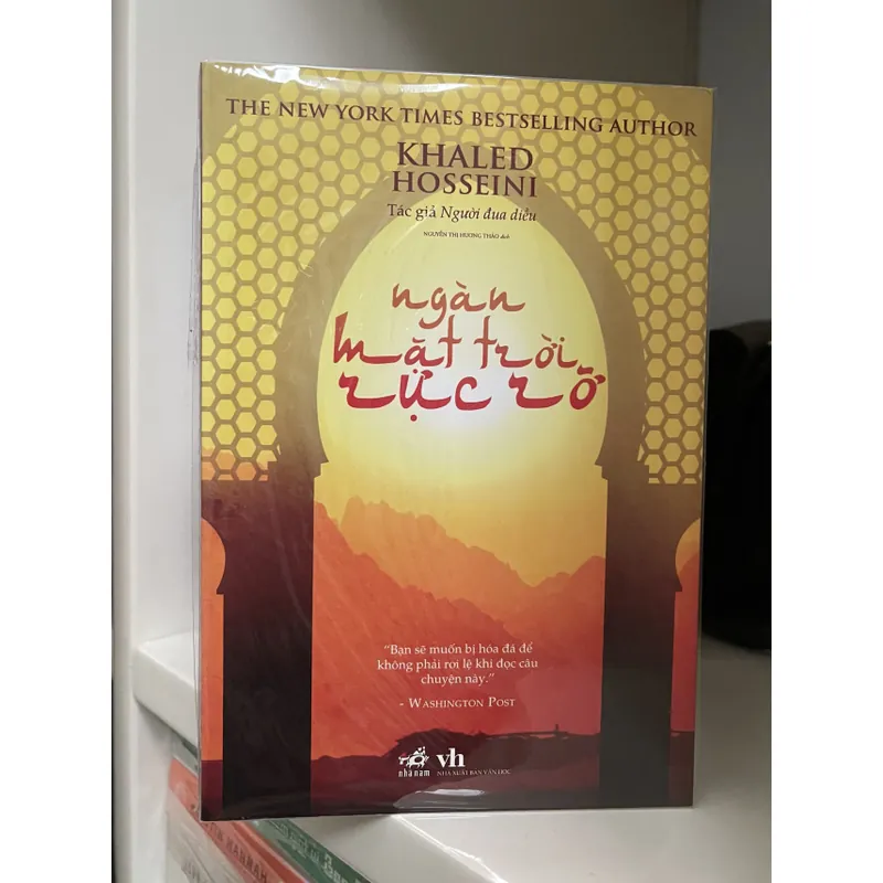 “Ngàn mặt trời rực rỡ” - KHALED HOSSEINI (sách mới 100%) 604854