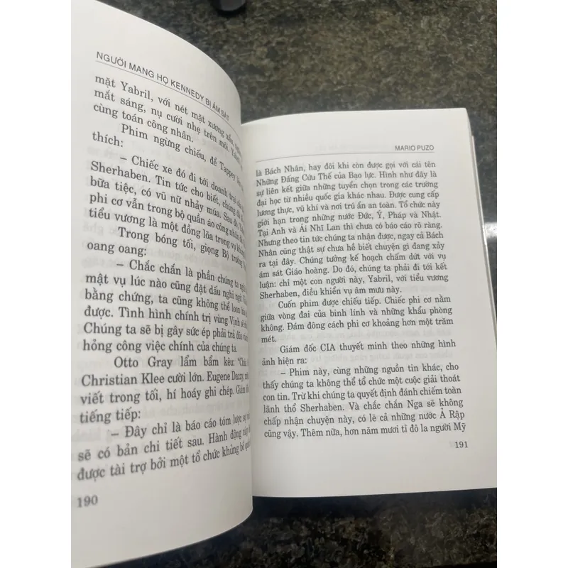 Người mang họ Kennedy bị ám sát Mario Puzo 713239