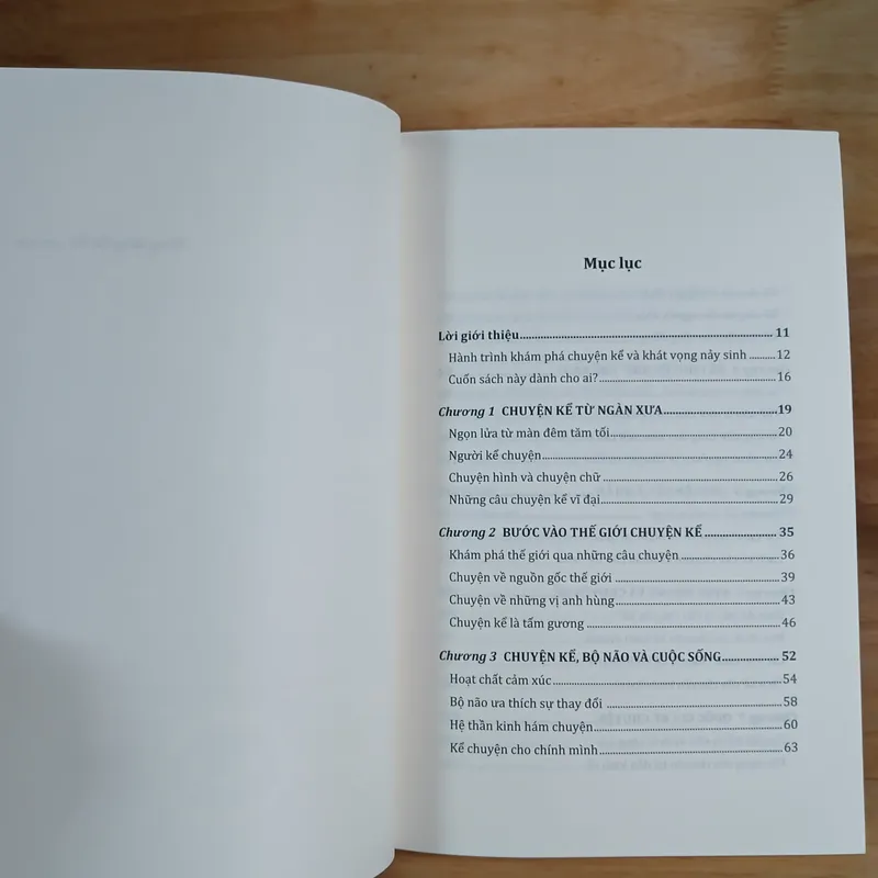 Storytelling - Lay Động Lòng Người Bằng Truyện Kể (Nguyễn Trần Quang) 695892