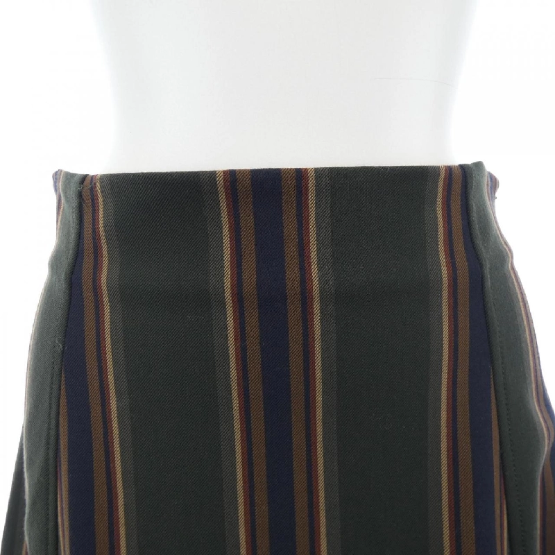 Lachement Skirt - Hàng hiệu Authentic 815397