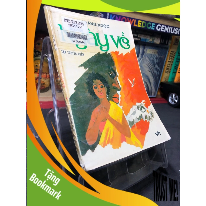 (TẶNG BOOKMARK) Ngày về 1993 mới 60% ố vàng Hoàng Ngọc RBK0906 SÁCH VĂN HỌC 948544