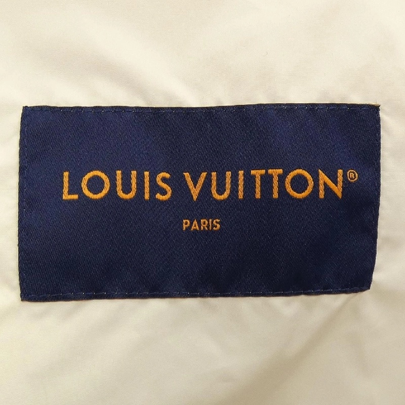 Áo khoác LOUIS VUITTON HQB68WHQU - Hàng hiệu Chính hãng 890798