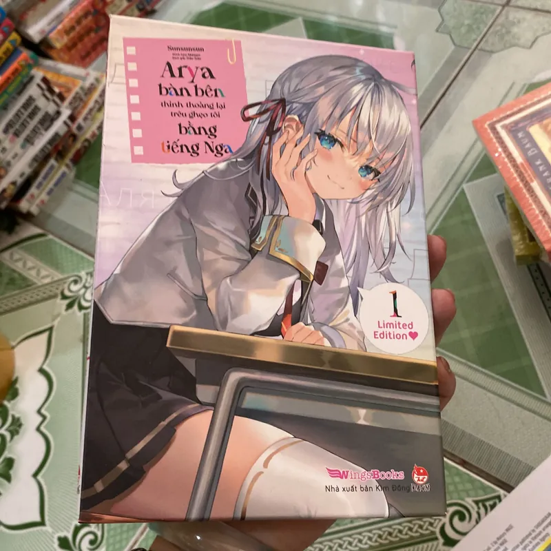  Tập 1Arya bàn bên thỉnh thoảng lại trêu ghẹo tôi bằng tiếng Nga 726534