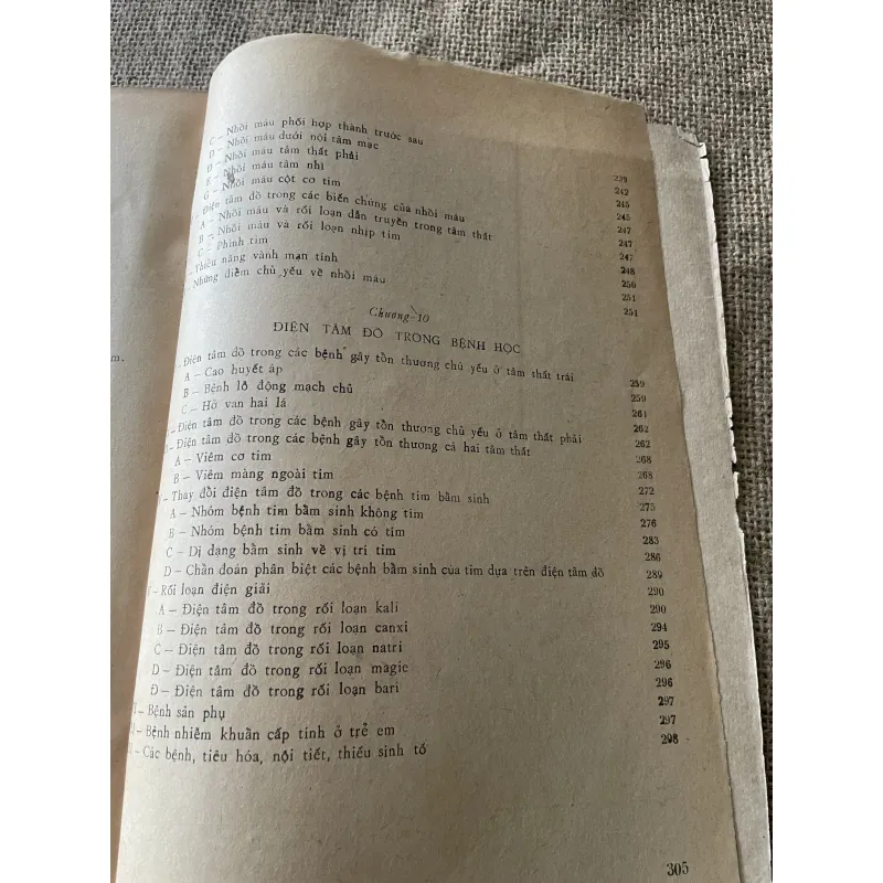 Điện tâm độ trong sinh lý và bệnh lý , Bác sĩ LÊ MINH Bác Sĩ NGUYÊN MẠNH HÙNG 796436