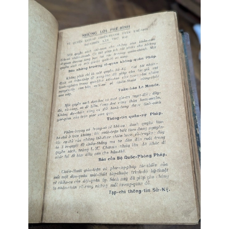 Lịch sử chiến tranh trận thế giới đại chiến lần thứ hai - Tướng Chassin ( Trần Minh Tiết dịch ) 1020005