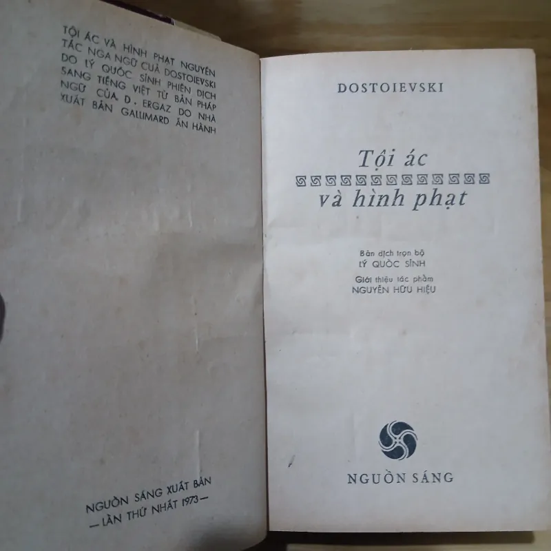 TỘI ÁC VÀ HÌNH PHẠT (NGUỒN SÁNG 1973) - DOSTOIEVSKI, LÝ QUỐC SINH dịch 1025196