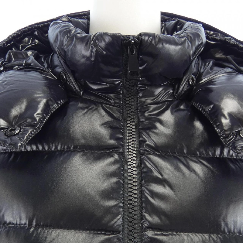 Áo khoác lông vũ MONCLER BADY 632987