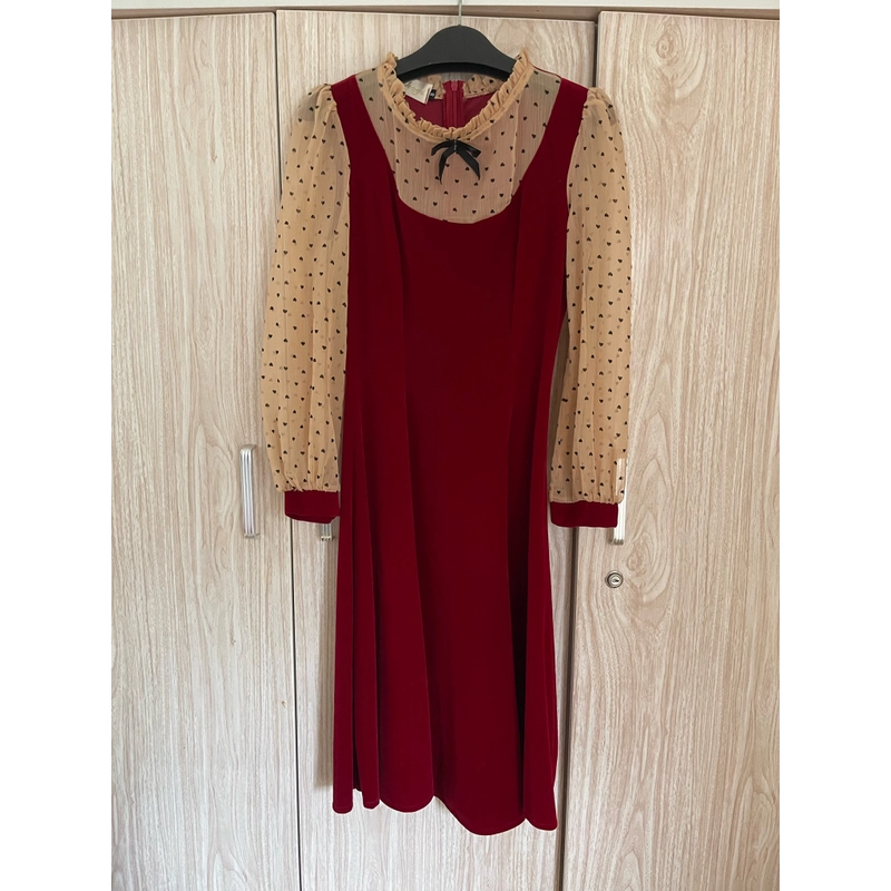 Váy nhung đỏ size S  320632