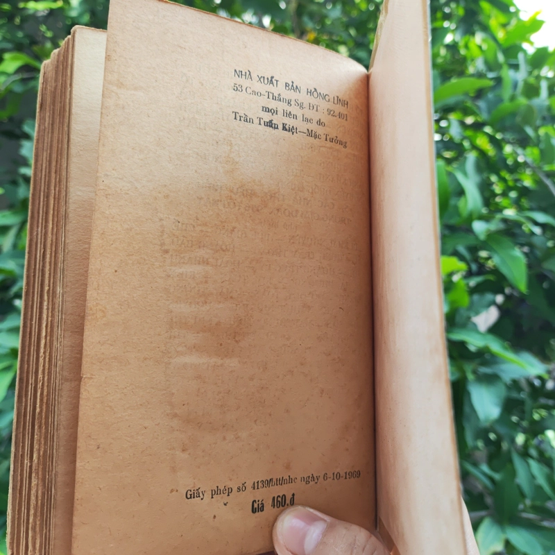Thơ Việt Hiện Đại 1900 - 1960 - Uyên Thao 523378