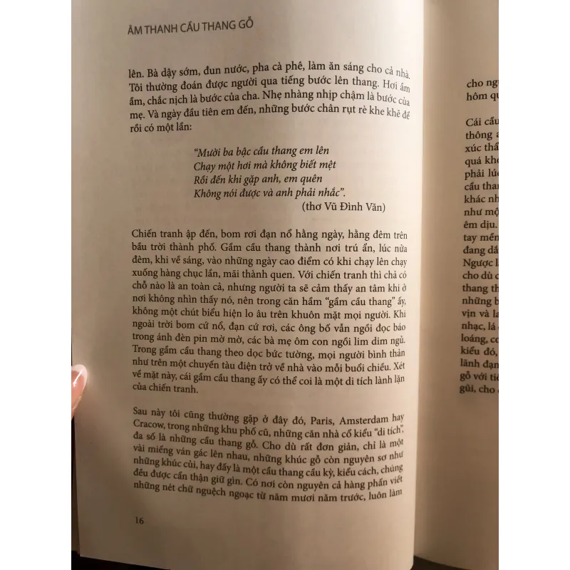 Âm thanh cầu thang gỗ - Tạ Mỹ Dương  1027820