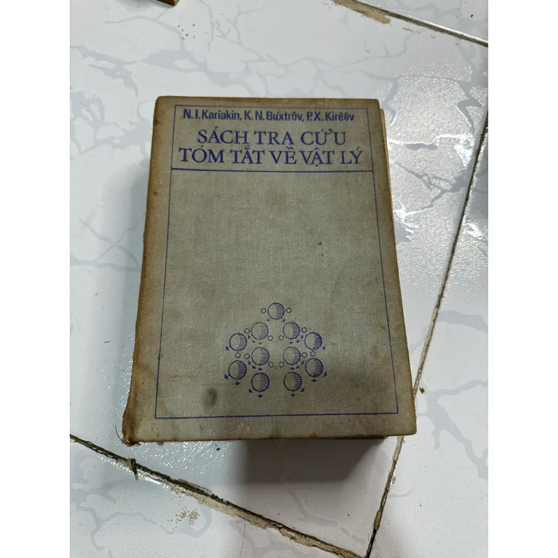 Sách tra cứu tóm tắt về vật lý 732135