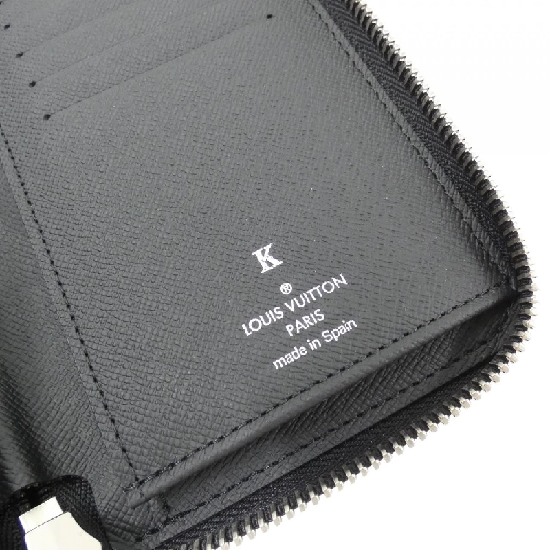 Ví Louis Vuitton Taiga Zippy Wallet Vertical M30503 622097