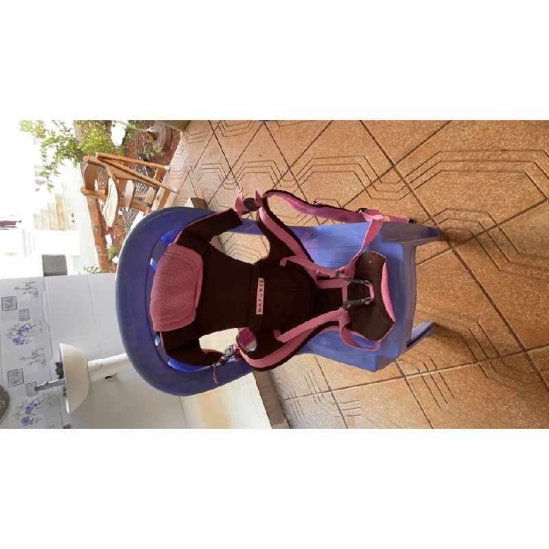 Ghế ăn dặm cho bé và đai bế bé 26430