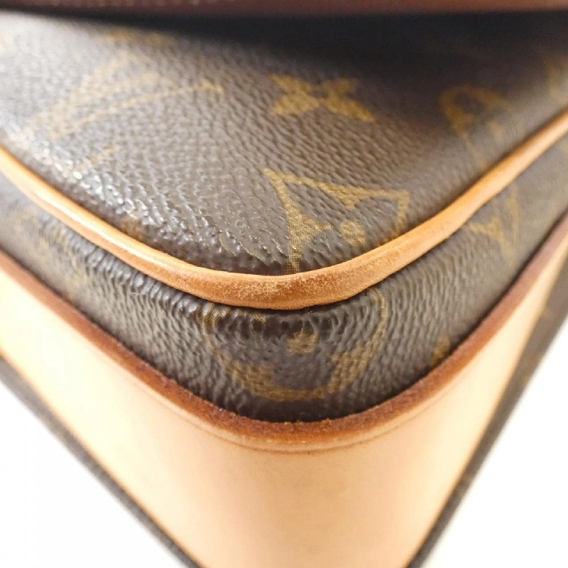 Túi đeo vai Louis Vuitton Monogram Cartsier 26cm M51252 612035