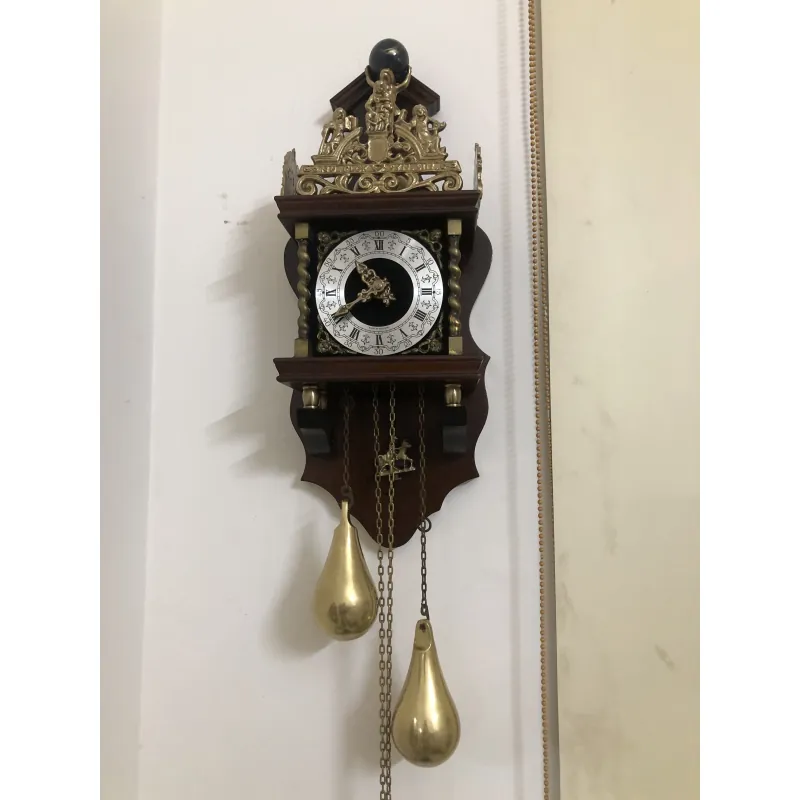 Đồng hồ tạ Lê Đức và thùng chuông  927342