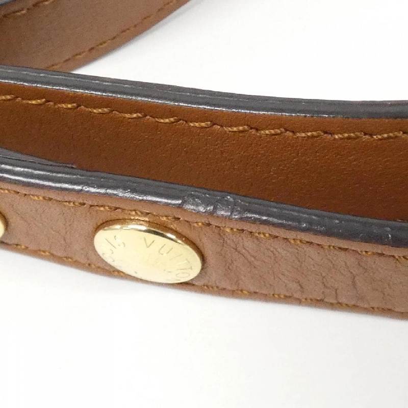 Túi xách vai Louis Vuitton Trianon Dauphine MINI M53805 612821