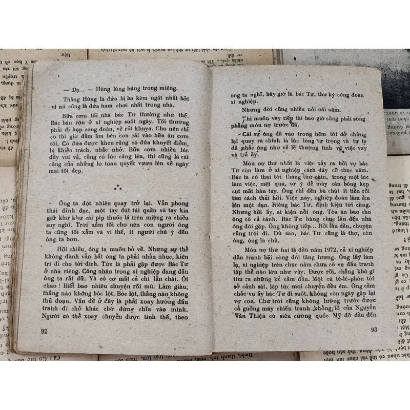 Tập truyện ngắn của Nguyễn Mạnh Tuấn: Giữa bình thường 707714