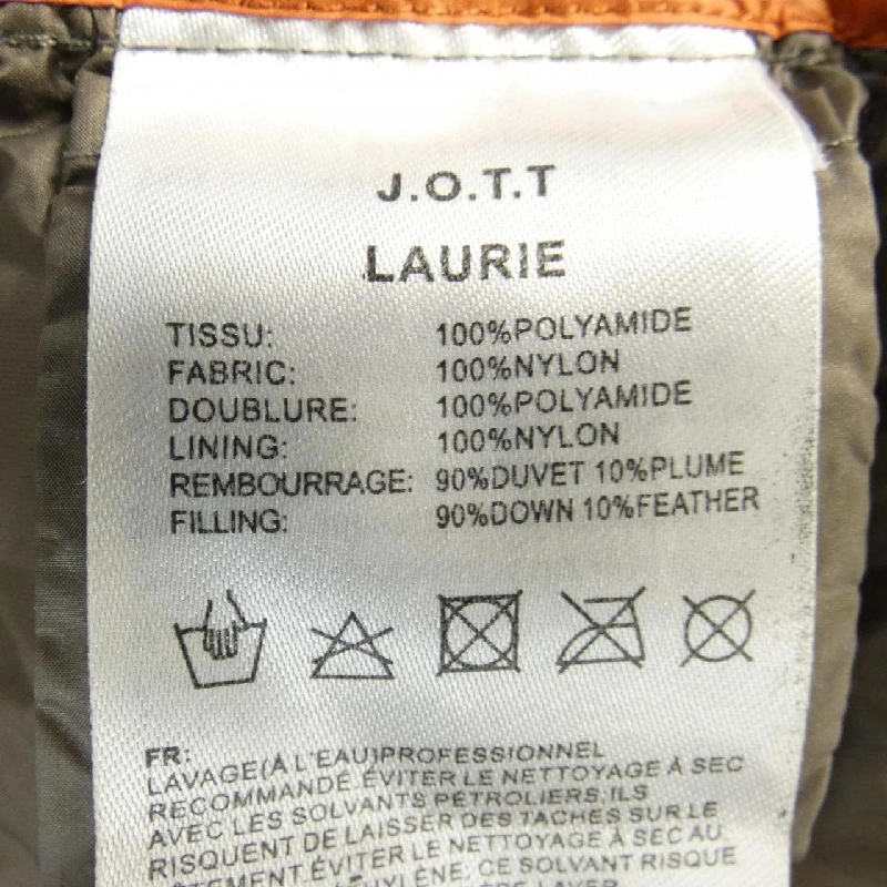 Áo khoác lông JOTT 631133