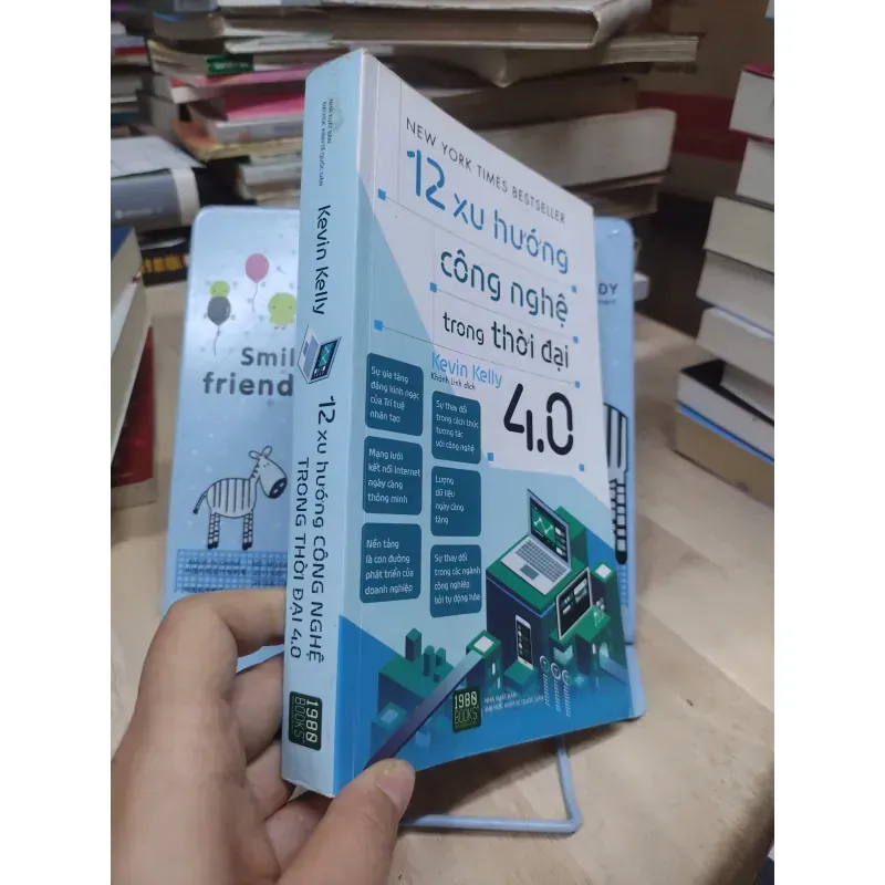Sách: 12 xu hướng công nghệ trong thời đại 4.0 - TG: Kevin Kelly (B1) 935037