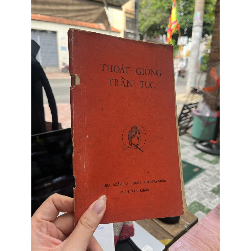 Thoát Giống Trần Tục - Phạm Kim Khánh 470127