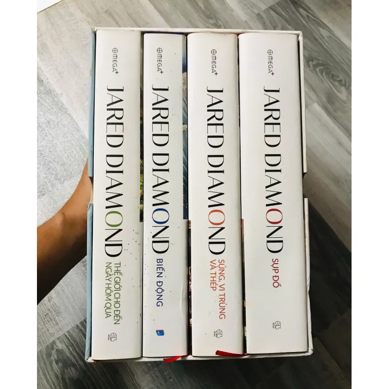 Tác phẩm Jared Diamond 975750