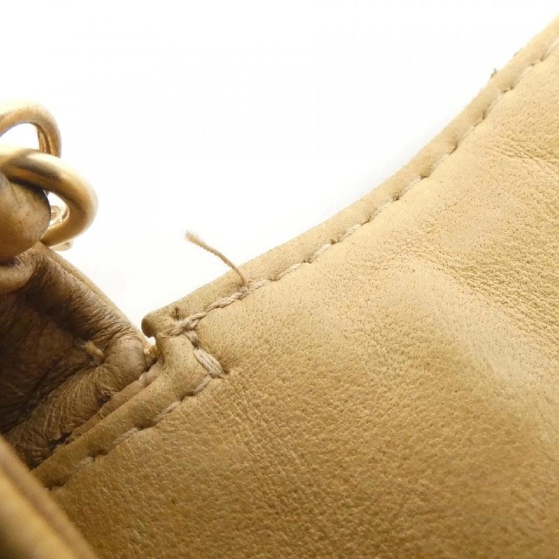 Túi xách vai Chanel Chocolate Bar Line 15316 611034