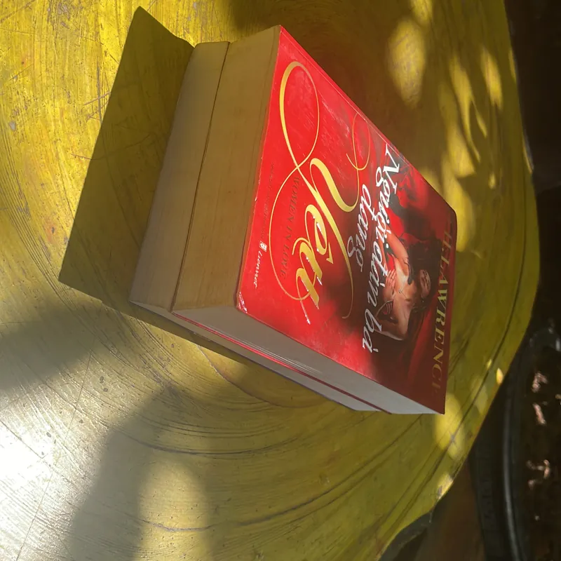 COMBO D.H. LAWRENCE: NGƯỜI TÌNH CỦA PHU NHÂN CHATTERLEY - NGƯỜI ĐÀN BÀ ĐANG YÊU 717169