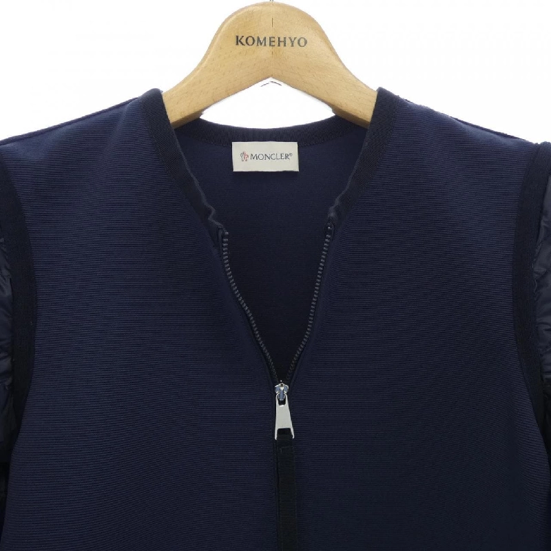 Moncler MONCLER 10938496900 Áo khoác lông 631318