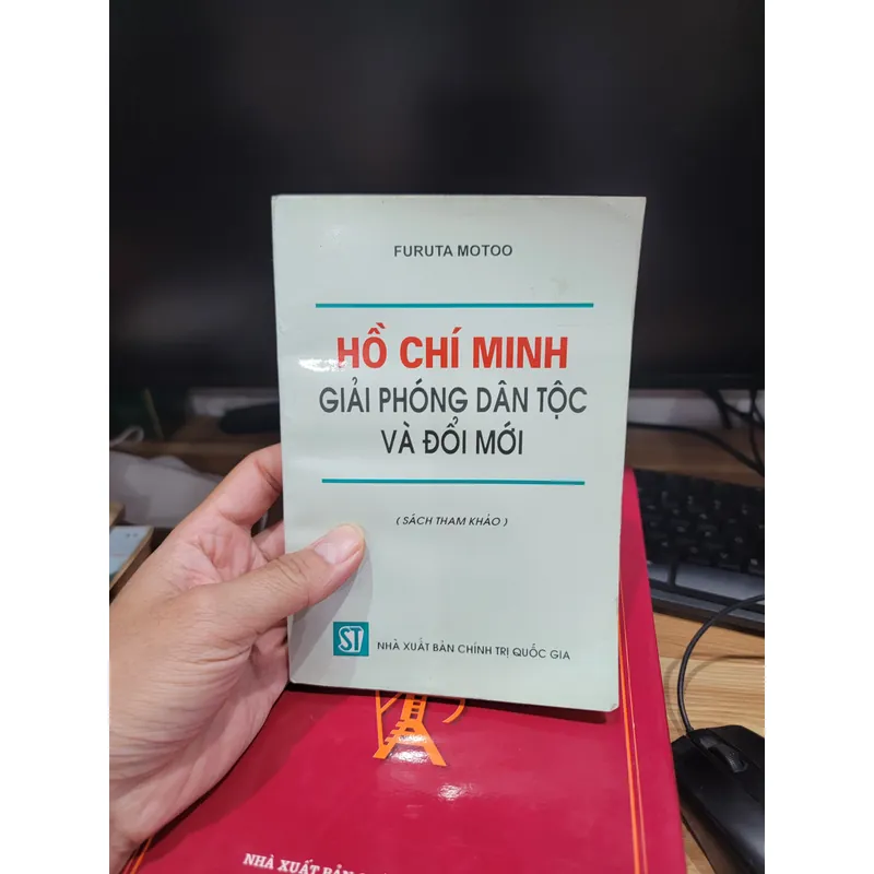 Hồ Chí Minh giải phóng dân tộc và đổi mới - Tác giả nước ngoài  688341
