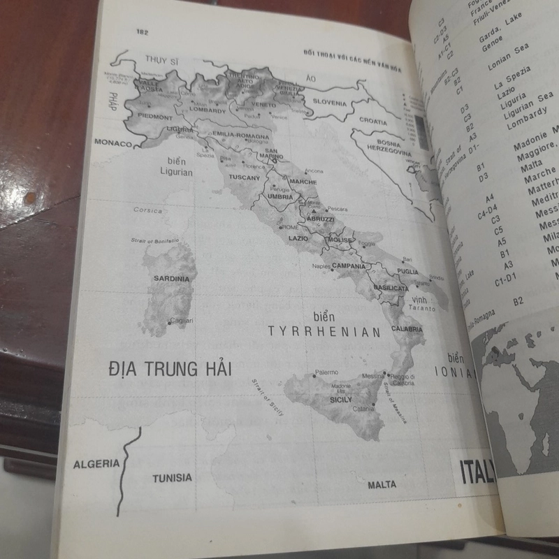 Đối thoại với các nền văn hóa: ITALY 461081