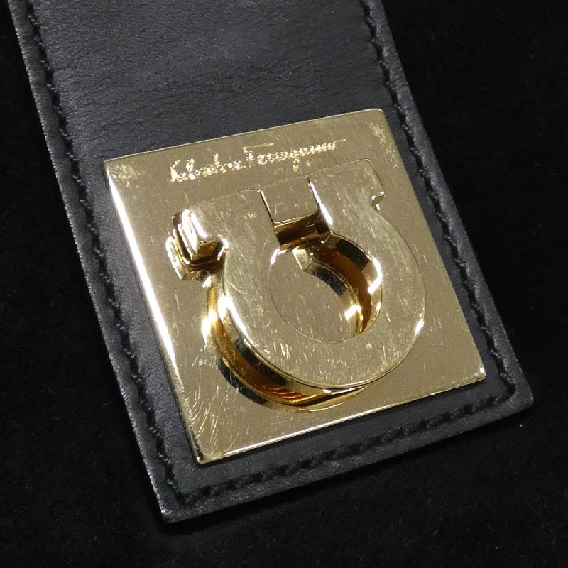 Túi xách vai Salvatore Ferragamo 21 2811 - Hàng hiệu Chính hãng 764056