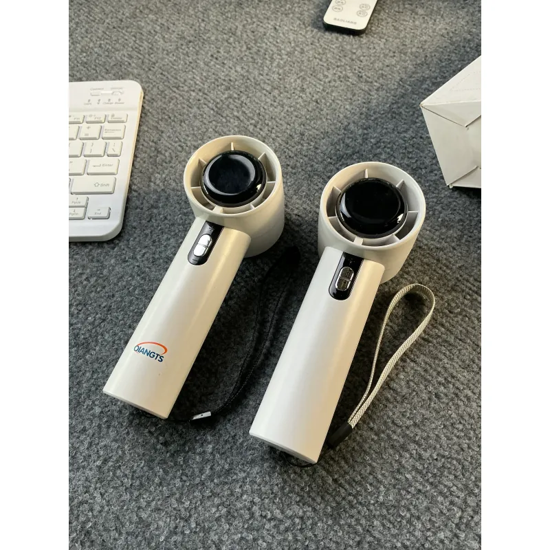 Quạt cầm tay mini chưa qua sử dụng 563108