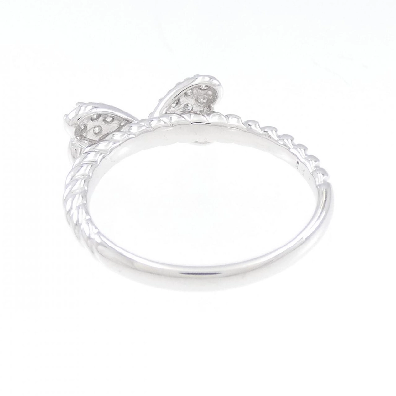 Nhẫn kim cương K18WG hình ruy băng 0.25CT 673236