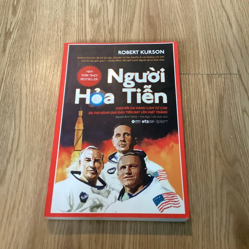 Người hỏa tiễn - Robert Kurson 576267