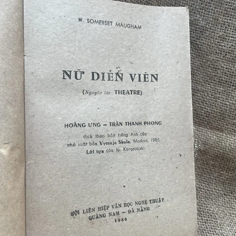 Nữ diễn viên- tiểu thuyết W. SOMERSET MAUGHAM 995523