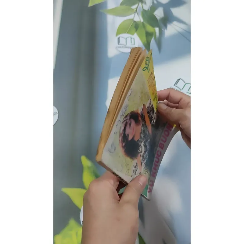 [XƯA] Vũ Khúc Buồn - Tạp Chí Xưa (1992) 776041