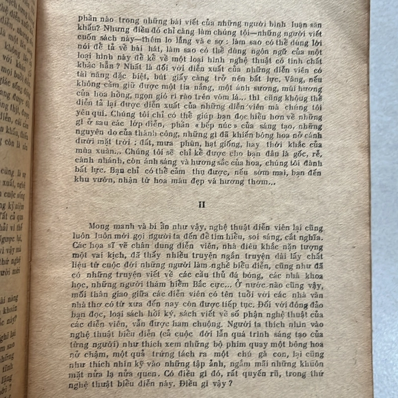 Diễn viên và sân khấu — Lưu Quang Vũ — 1979s 498199