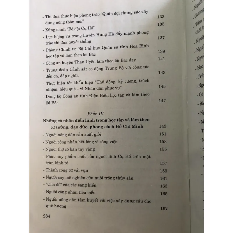 Những tấm gương bình dị mà cao quý  707460