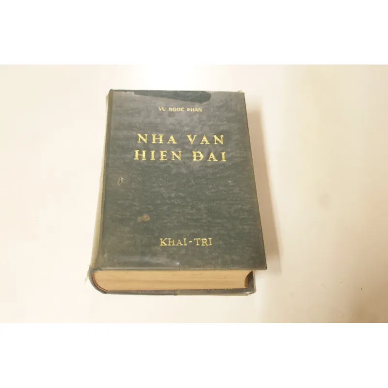 Nhà văn hiện đại, Vũ Ngọc Phan 957965