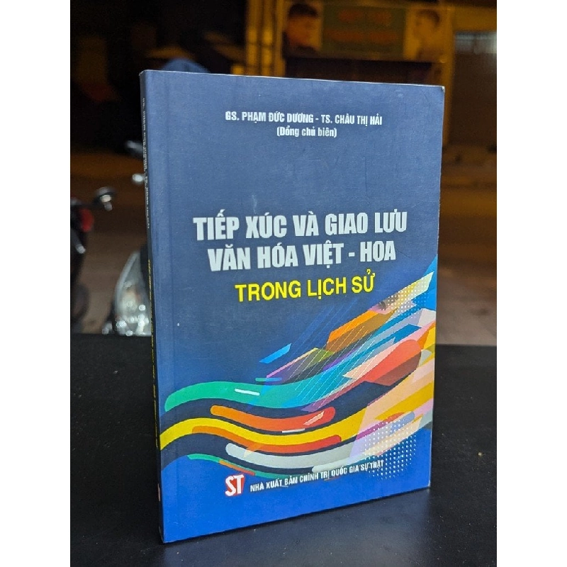 Tiếp xúc và giao lưu văn hoá việt-hoa trong lịch sử - nhiều tác giả 327407