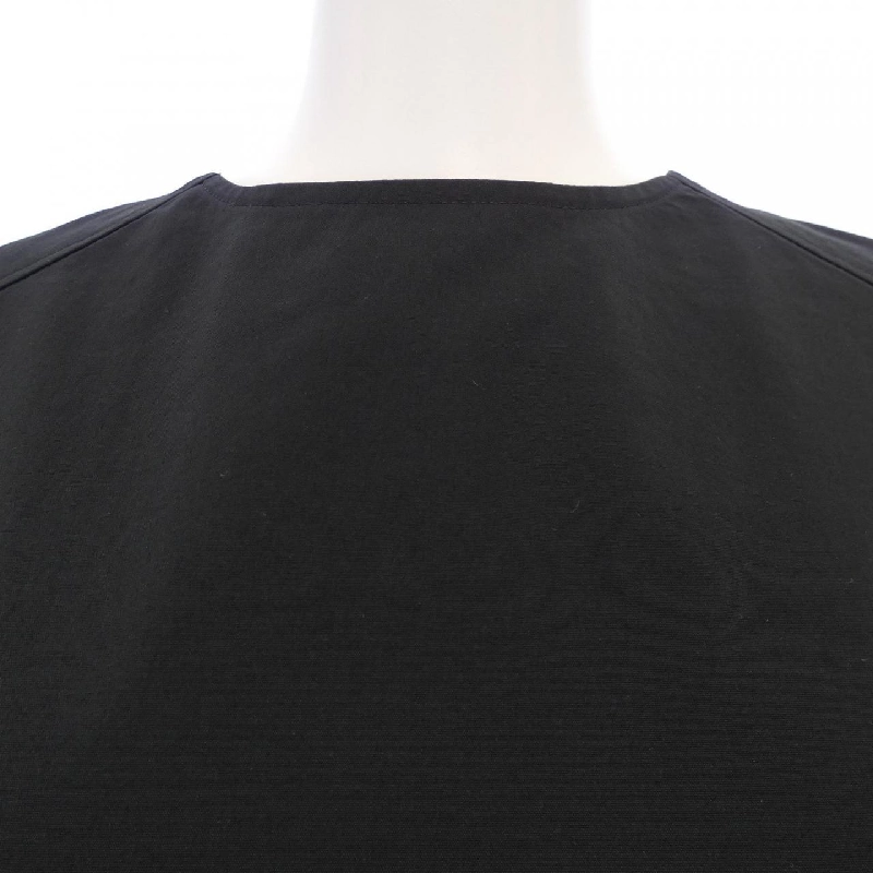 MOUJIC Top - Hàng hiệu Authentic 811301