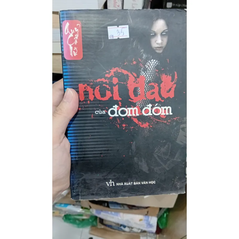 Sách Nỗi đau của đom đóm 699037