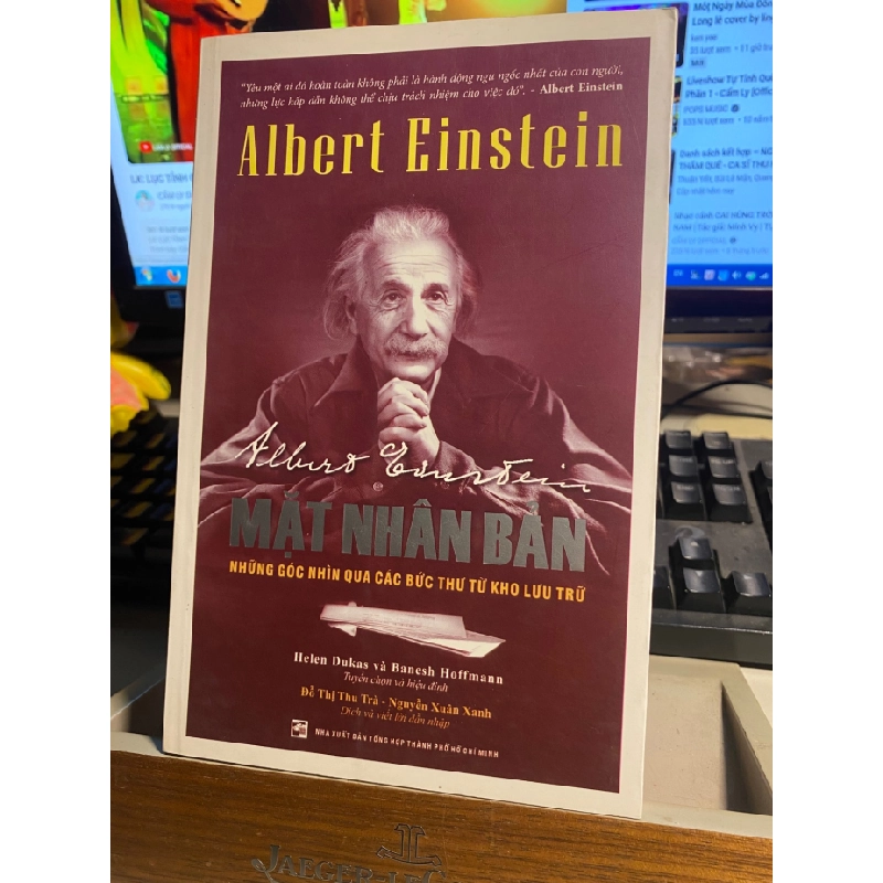 Mặt Nhân Bản Albert Einstein-Tác giả Hellen Dukas , Banesh Hoffmann STB695 457165