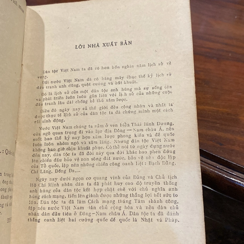 TÌM HIỂU VỀ TỔ TIÊN TA ĐÁNH GIẶC (XB 1985) 502462